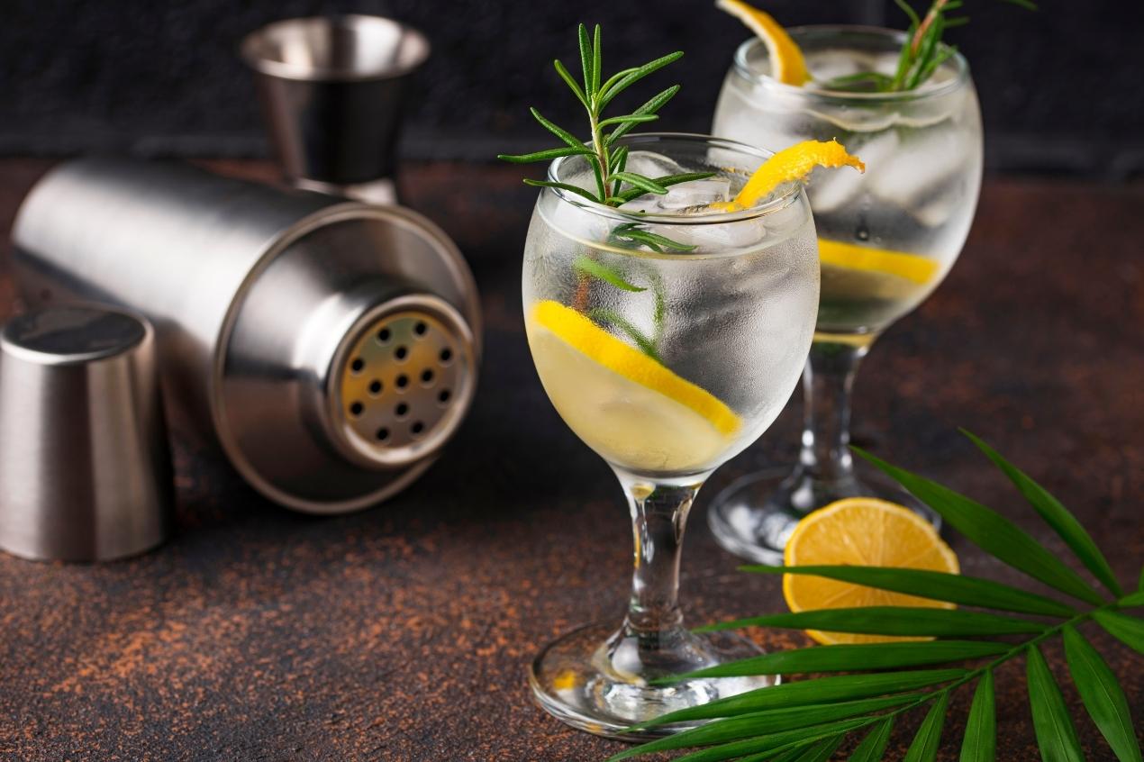 Photo for: 5 gin recipes that top UK bartenders swear by